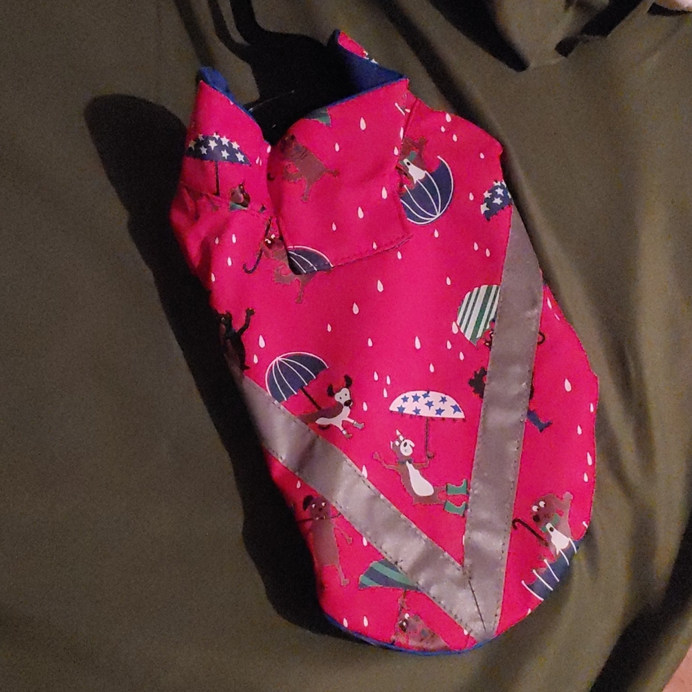 NWT Reflective XXS puppy dog raincoat - Picture 5 of 5